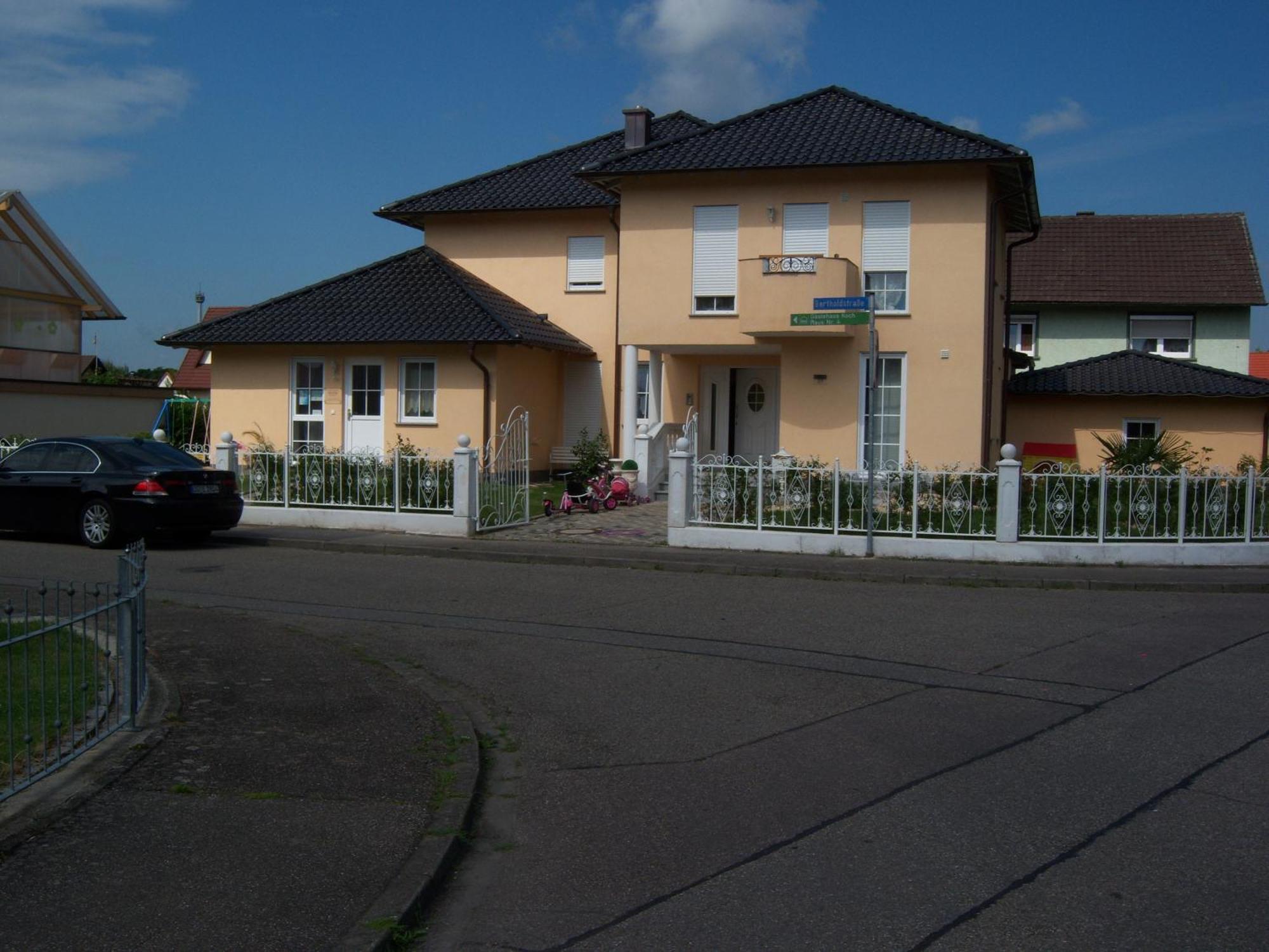 Gaestehaus Tante Tienchen 7 Minuten Zu Fuss Zum Europa Park , Plus Kostenloses Parkplatzticket Rulantica ,Alle Unsere Suiten Haben Einen Balkon Rust Zewnętrze zdjęcie
