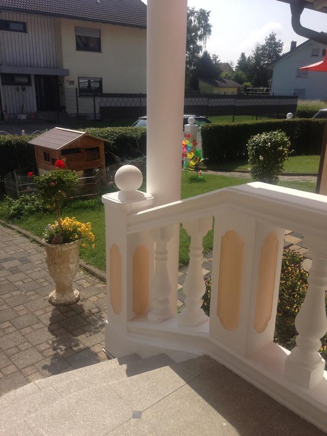 Gaestehaus Tante Tienchen 7 Minuten Zu Fuss Zum Europa Park , Plus Kostenloses Parkplatzticket Rulantica ,Alle Unsere Suiten Haben Einen Balkon Rust Zewnętrze zdjęcie